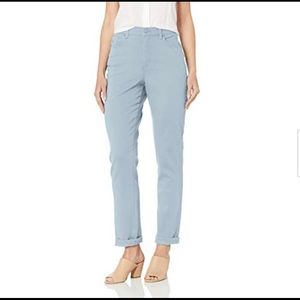 Gloria Vanderbilt Amanda Classic Jean, Size 8